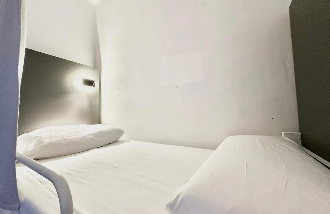 Mediterranean Hostel Barcelona-1